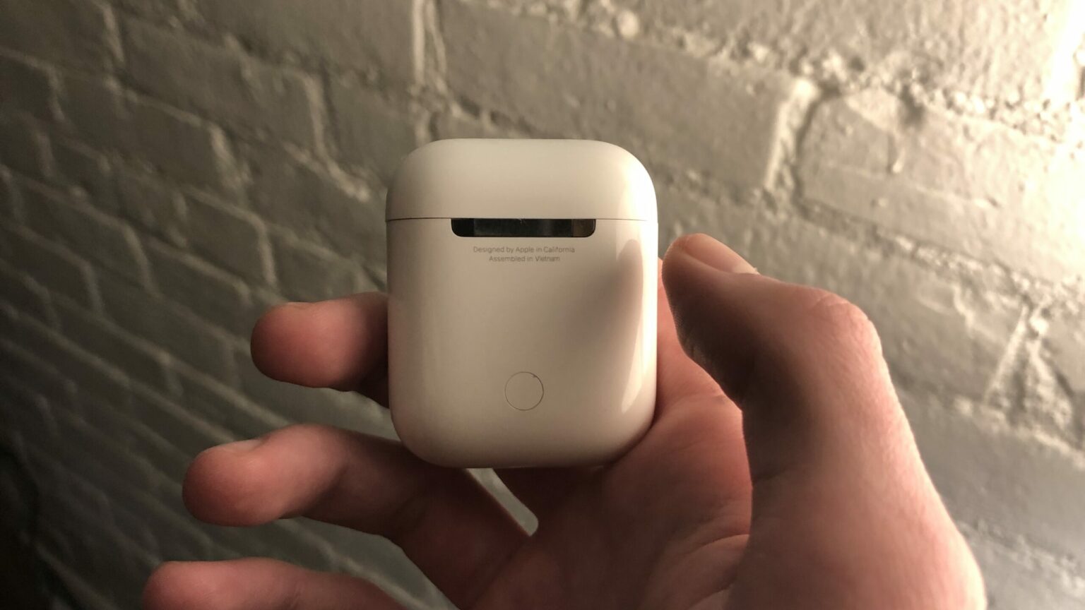 AirPods Not Holding A Charge? Here's The Real Fix!