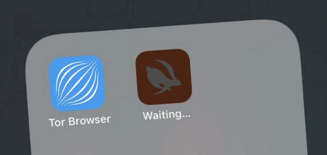 Apps Stuck Waiting Or Not Downloading On Your iPhone 7 Plus? The Fix!