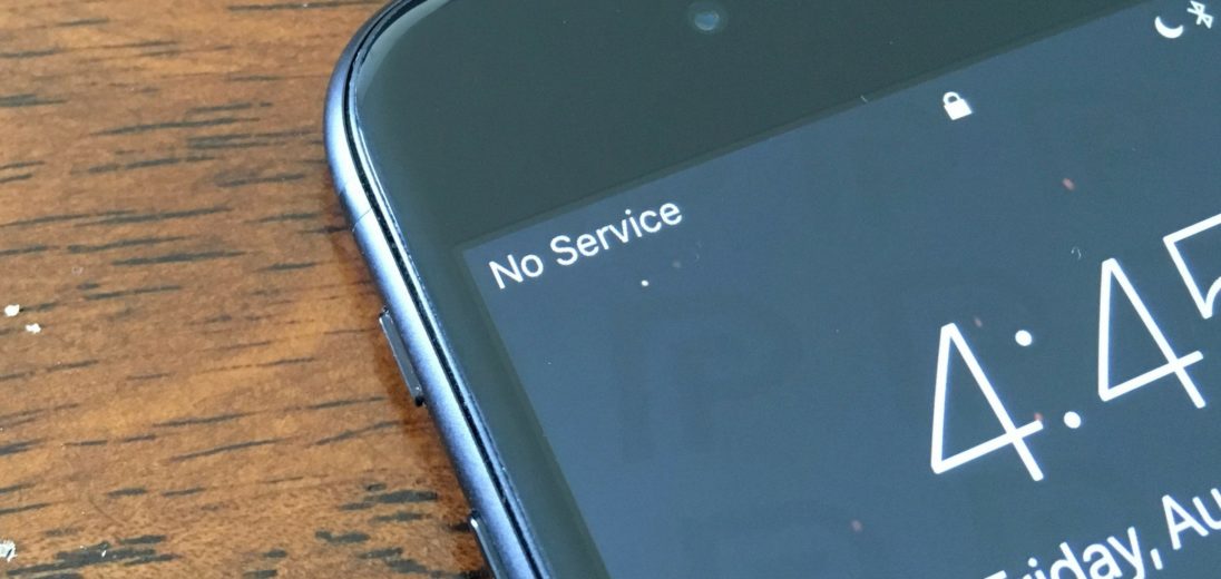 iphone 8 plus says no service