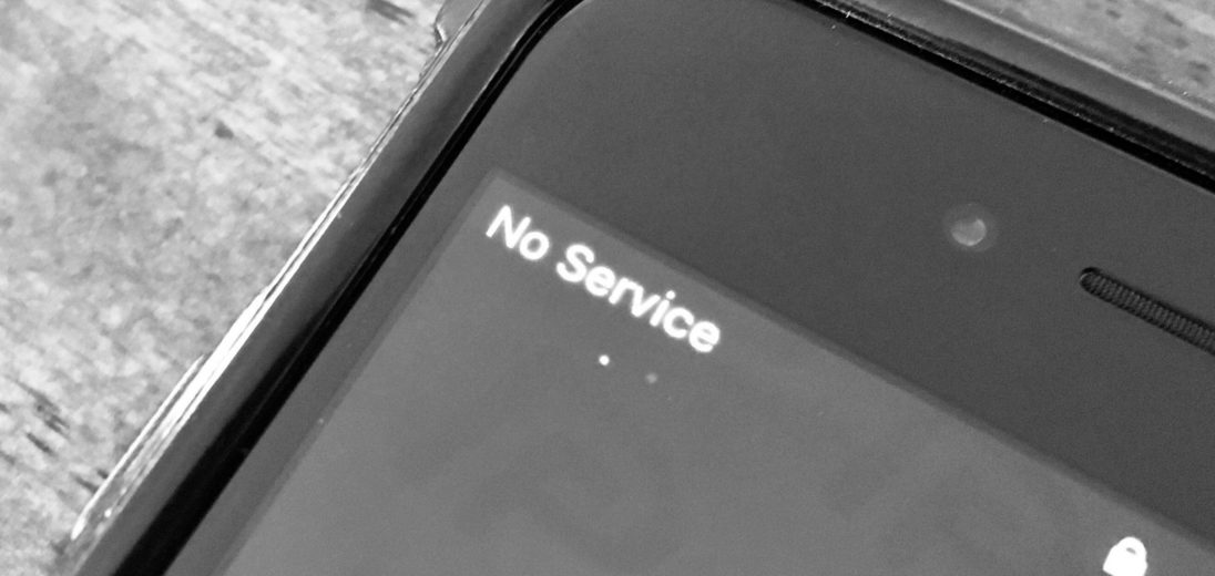 iphone 8 says no service fix