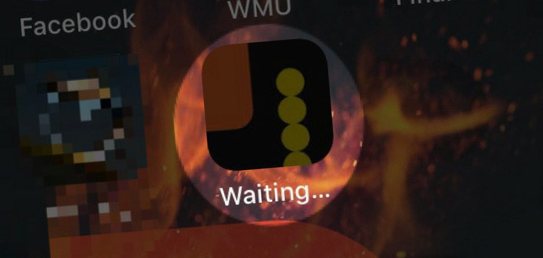 iphone apps are stuck waiting or not downloading