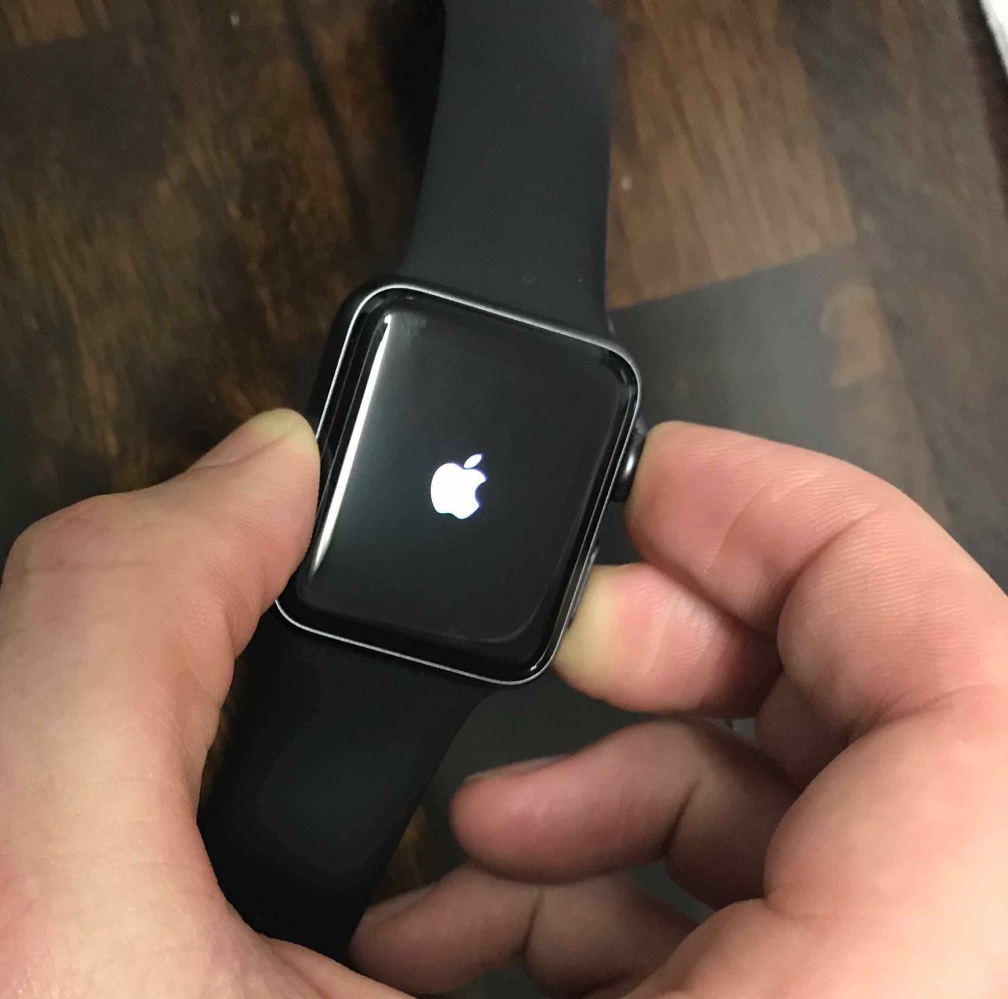 My Apple Watch Series 3 Won't Turn On! Here's The Fix. UpPhone